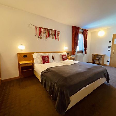 Hotel Piccolo Tibet Лівіньо Екстер'єр фото