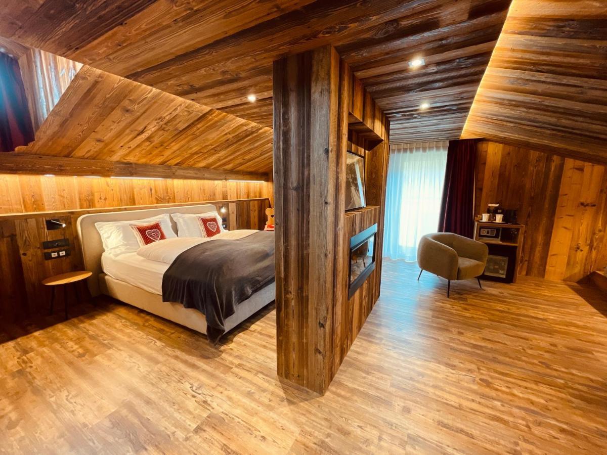 Hotel Piccolo Tibet Лівіньо Екстер'єр фото