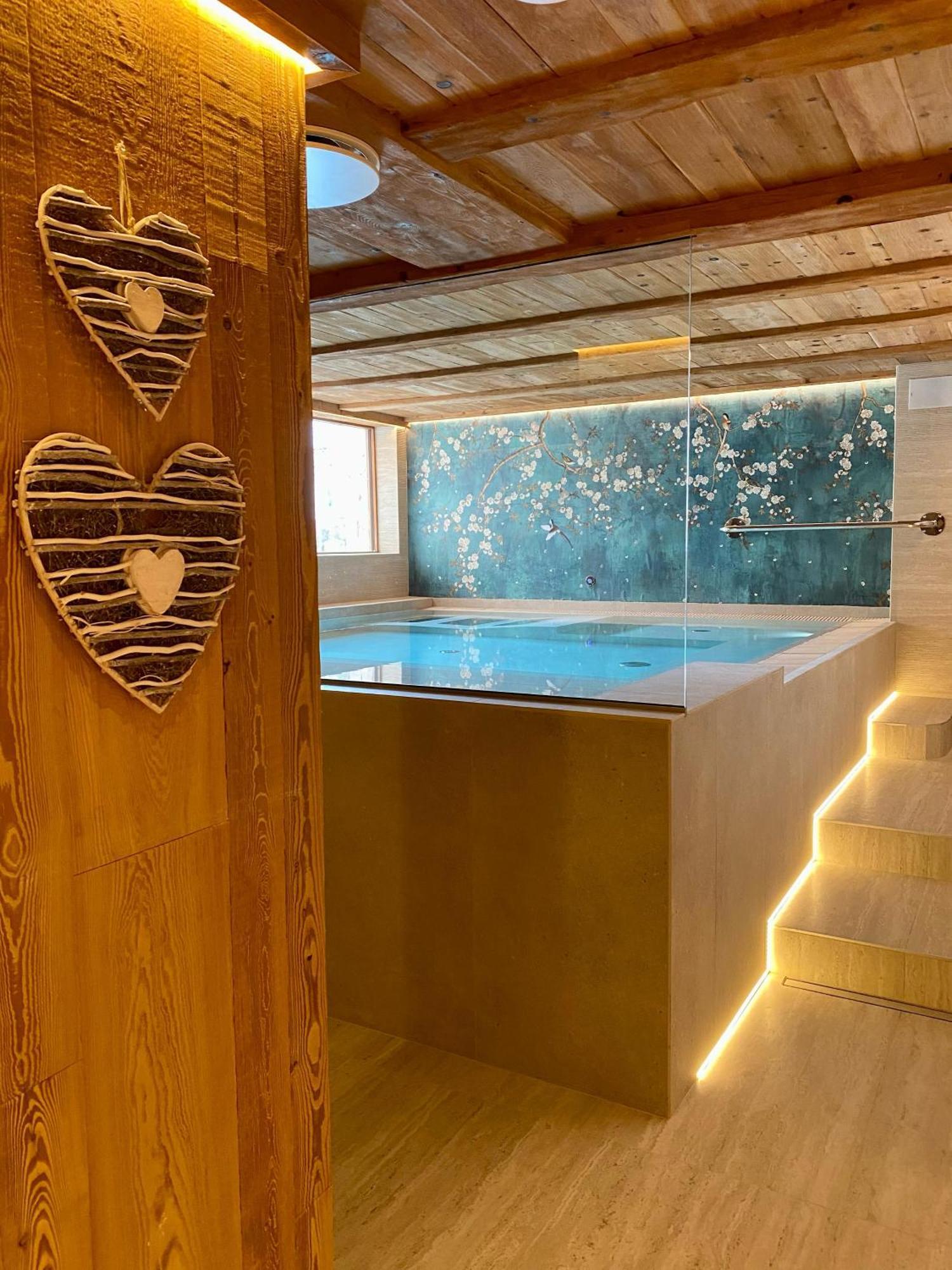 Hotel Piccolo Tibet Лівіньо Екстер'єр фото